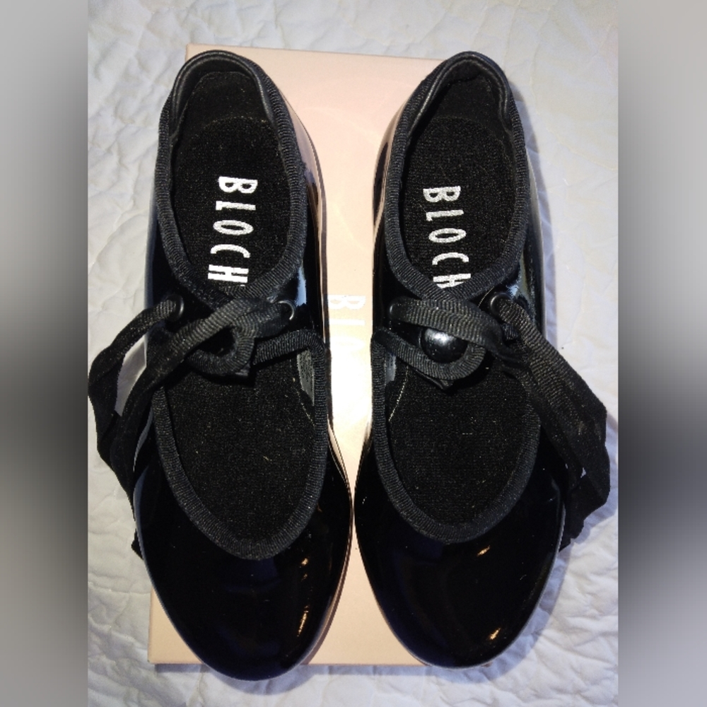 Annie Tyette Youth Tap shoes